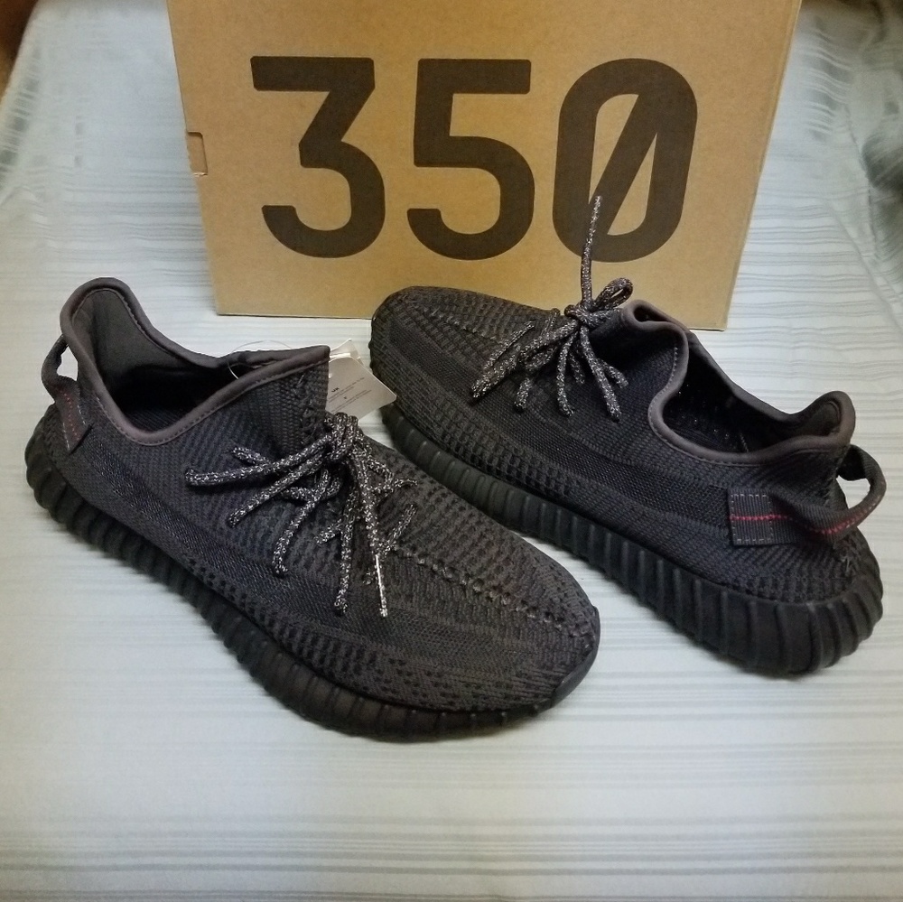 ❌SOLD❌ 🆕 Yeezy Boost Static Black Non-reflective - Picture 3 of 5